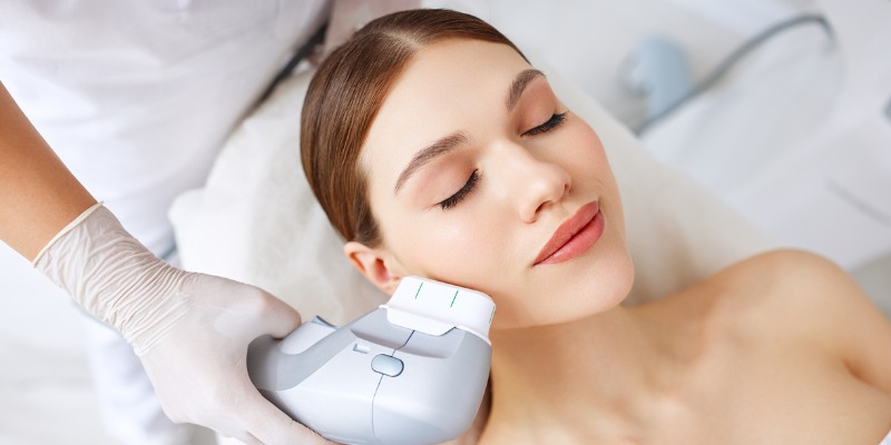 How Fat Freezing and HIFU Work Together? 4 book a personalised consultation of Fat Freezing and HIFU Together Hampton