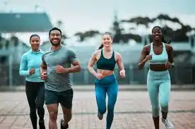 Achieving the Perfect Tone: How Often Should You Exercise for Results? 3 image of man and 3 women doing cardio exercise Hampton to help tone and remove fat from the body.